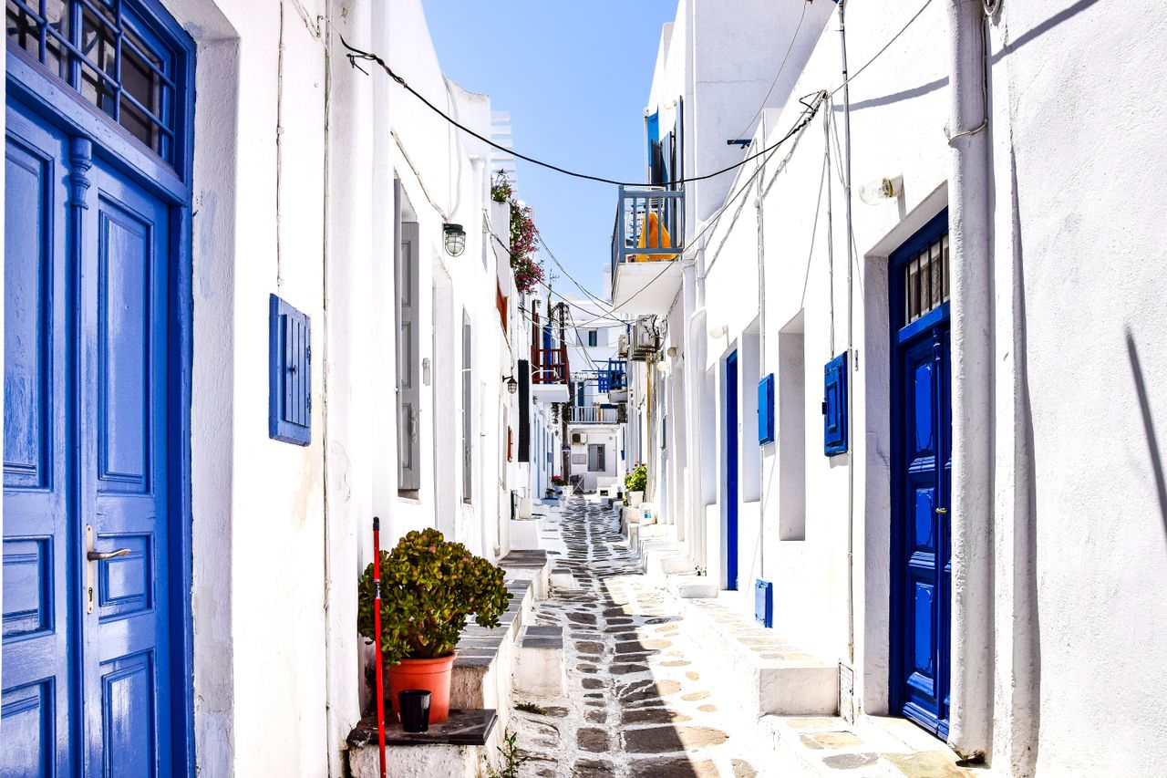 Athens + Mykonos + Santorini